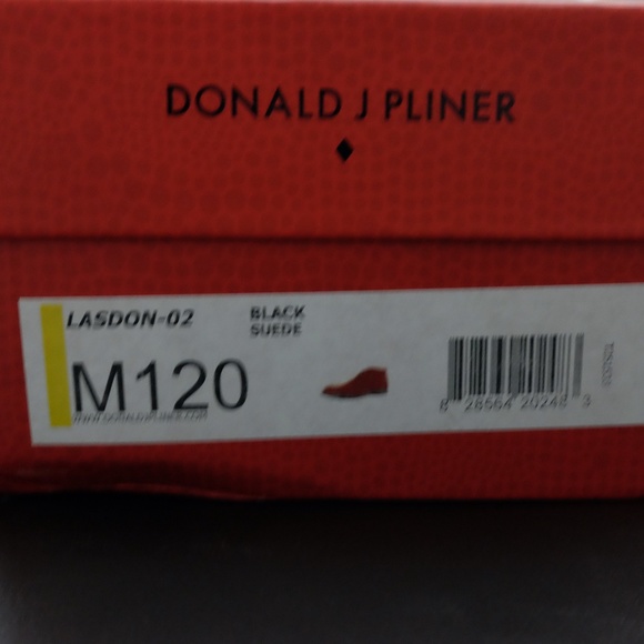 Donald Pinder Suede Chukka main image 5